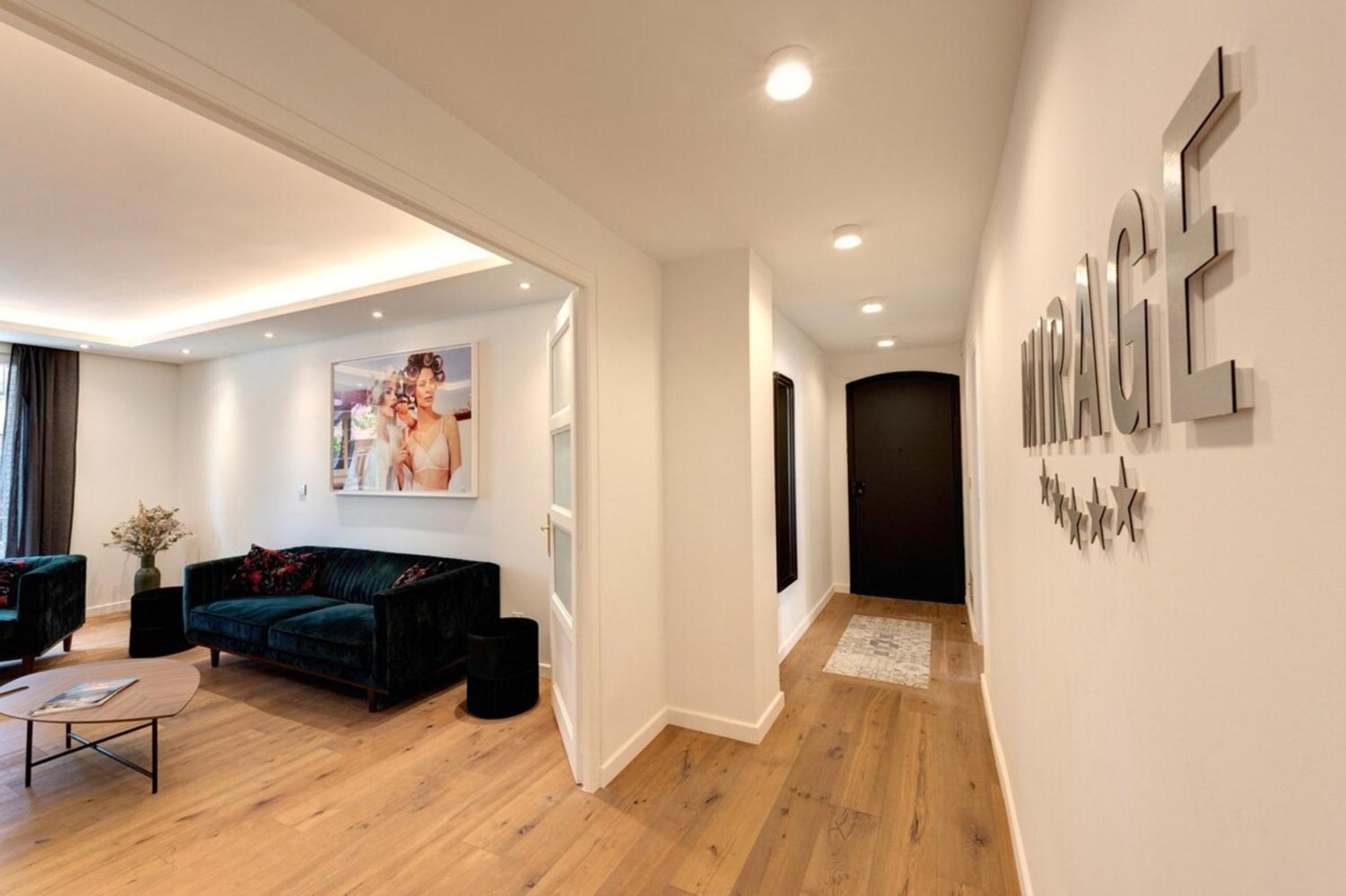 Le Mirage Luxury T4 Avec Garage Apartment อานซี ภายนอก รูปภาพ